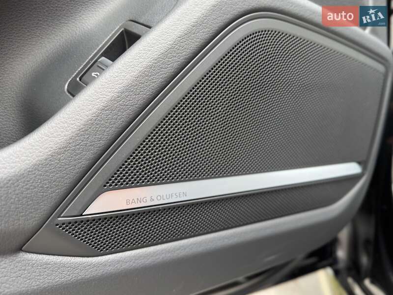 Универсал Audi RS6 2025 в Киеве