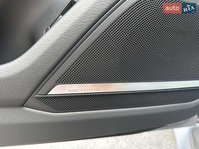 Универсал Audi RS6 2025 в Киеве