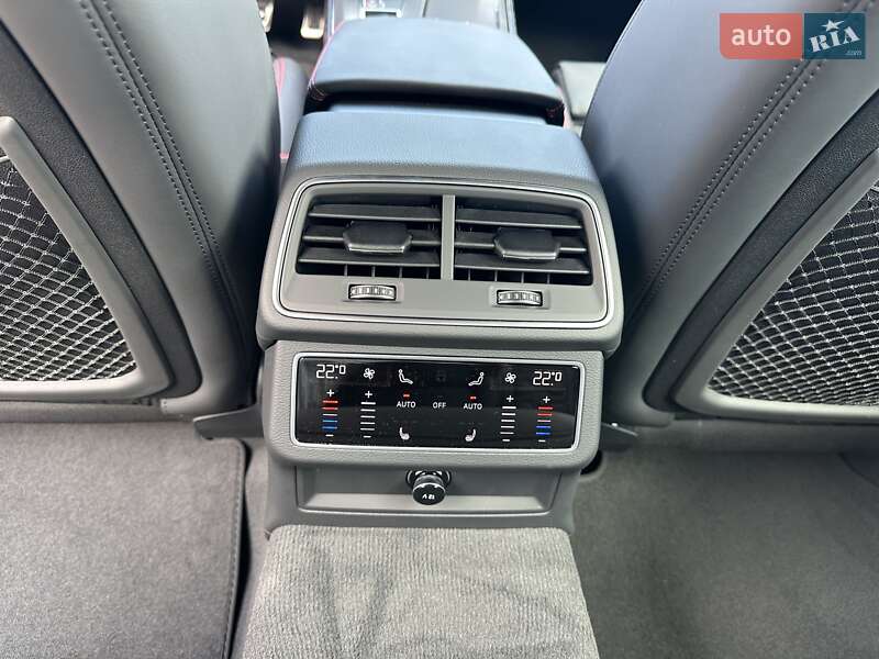 Универсал Audi RS6 2025 в Киеве