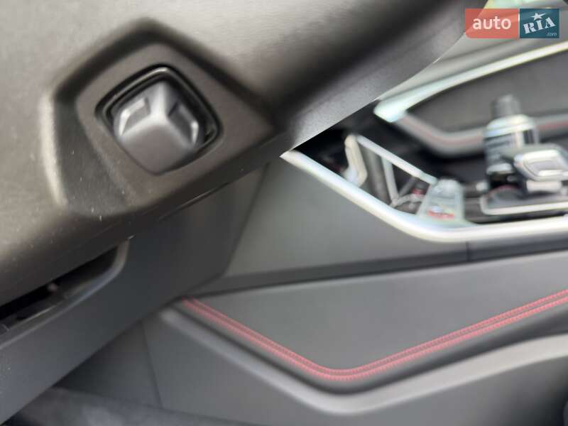 Универсал Audi RS6 2024 в Киеве