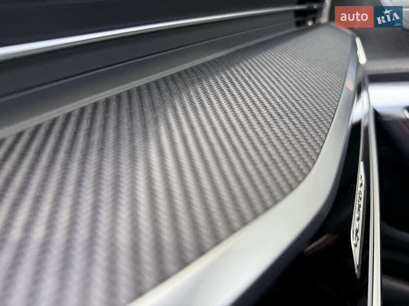 Универсал Audi RS6 2024 в Киеве