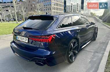 Универсал Audi RS6 2021 в 