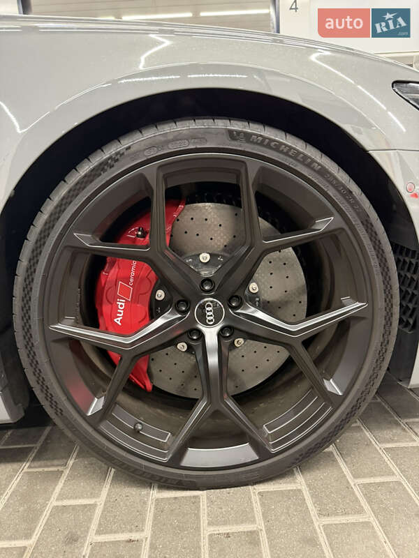 Універсал Audi RS6 2021 в Дніпрі