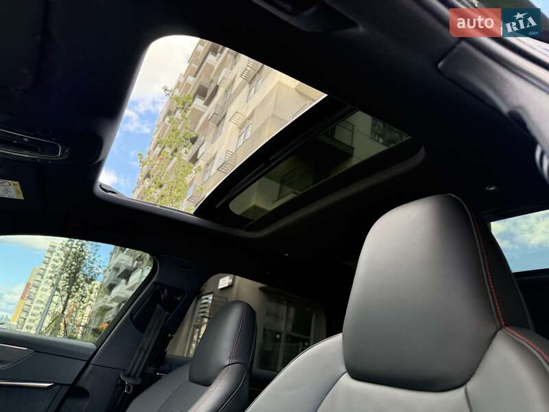 Универсал Audi RS6 2024 в Киеве
