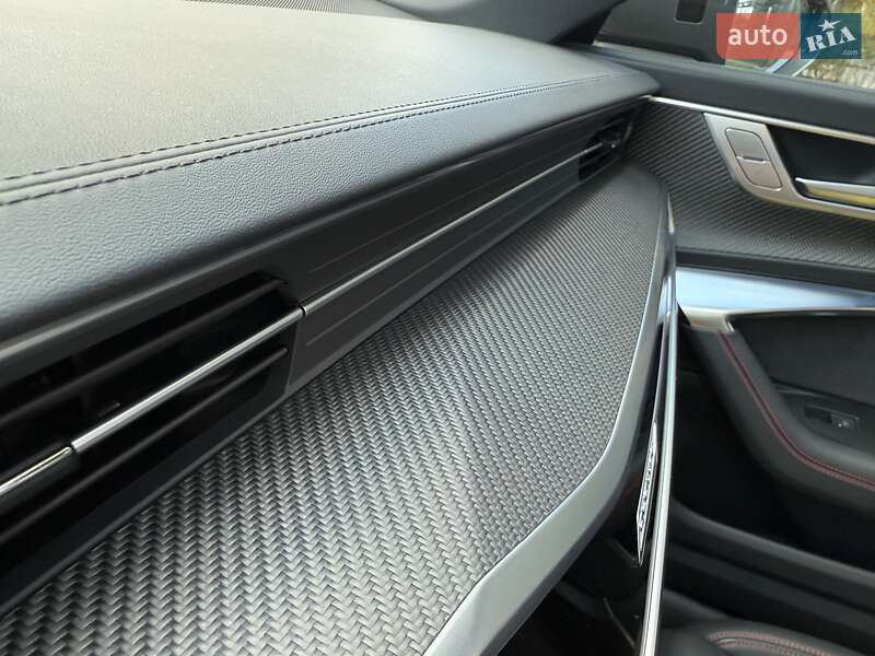 Универсал Audi RS6 2024 в Киеве