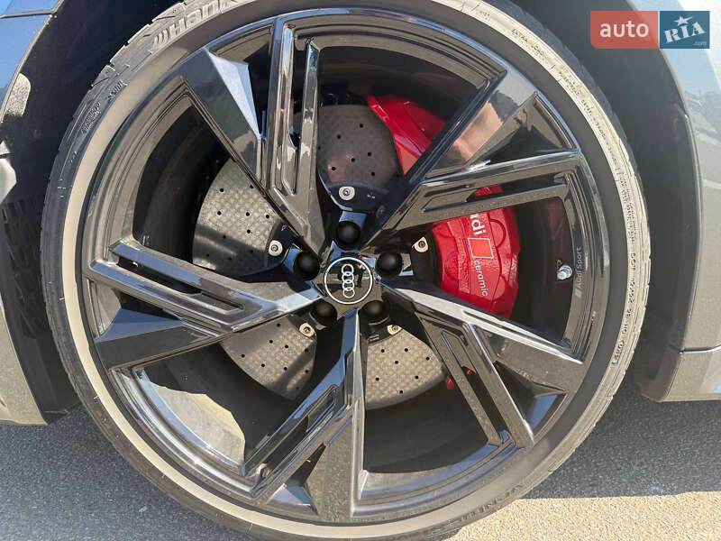 Універсал Audi RS6 2021 в Києві
