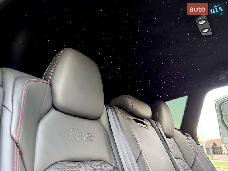 Универсал Audi RS6 2021 в Киеве