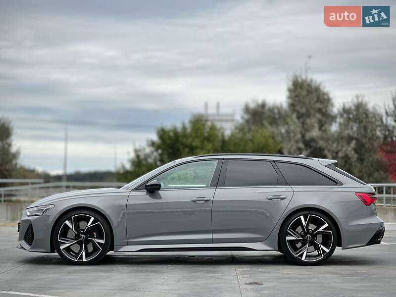 Универсал Audi RS6 2021 в Киеве