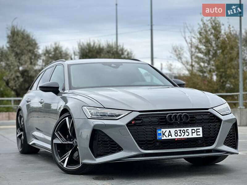 Універсал Audi RS6 2021 в 