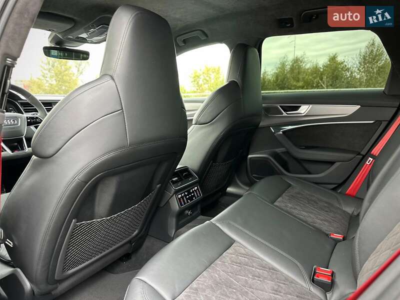 Универсал Audi RS6 2021 в Киеве
