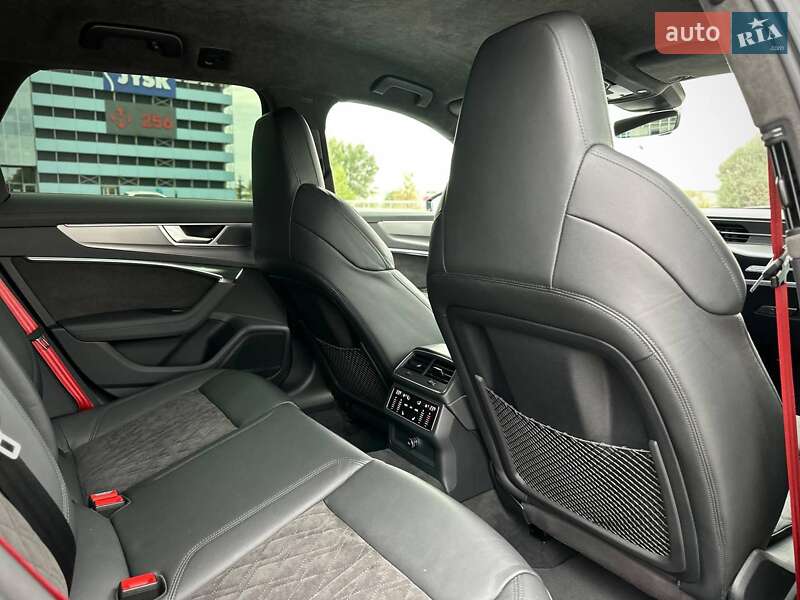 Универсал Audi RS6 2021 в Киеве