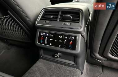 Універсал Audi RS6 2021 в 