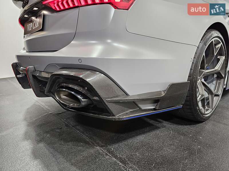 Универсал Audi RS6 2025 в Киеве фото 12 Универсал Audi RS6 2025 в Киеве