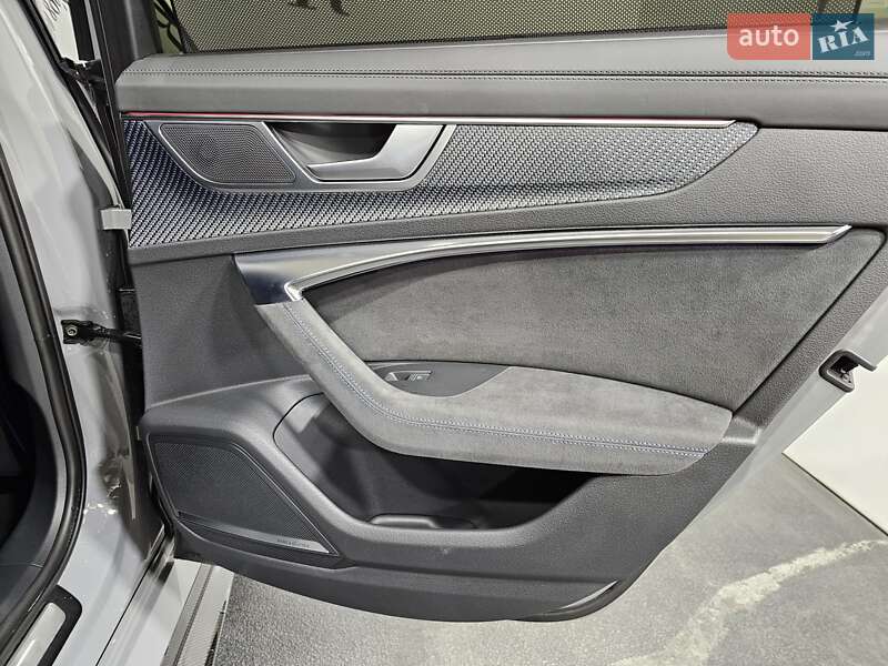Универсал Audi RS6 2025 в Киеве фото 20 Универсал Audi RS6 2025 в Киеве