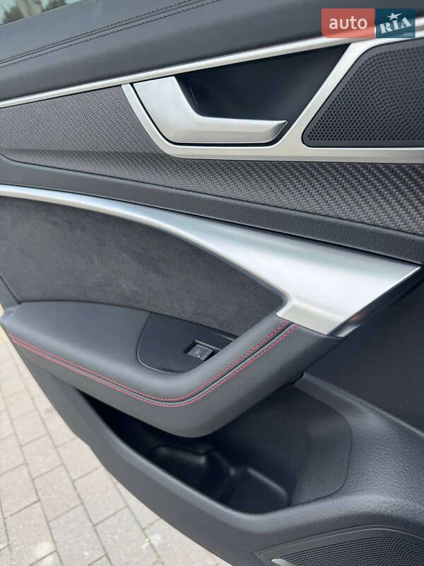 Универсал Audi RS6 2021 в Киеве