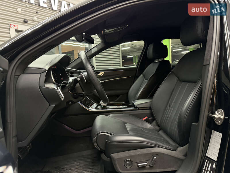 Универсал Audi RS6 2021 в Киеве