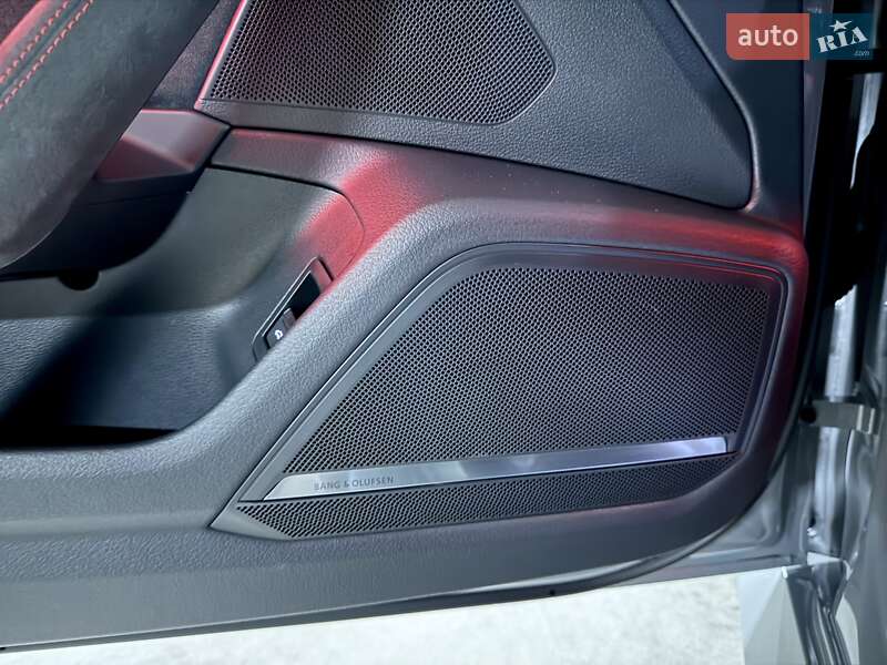 Универсал Audi RS6 2024 в Днепре фото 26 Универсал Audi RS6 2024 в Днепре