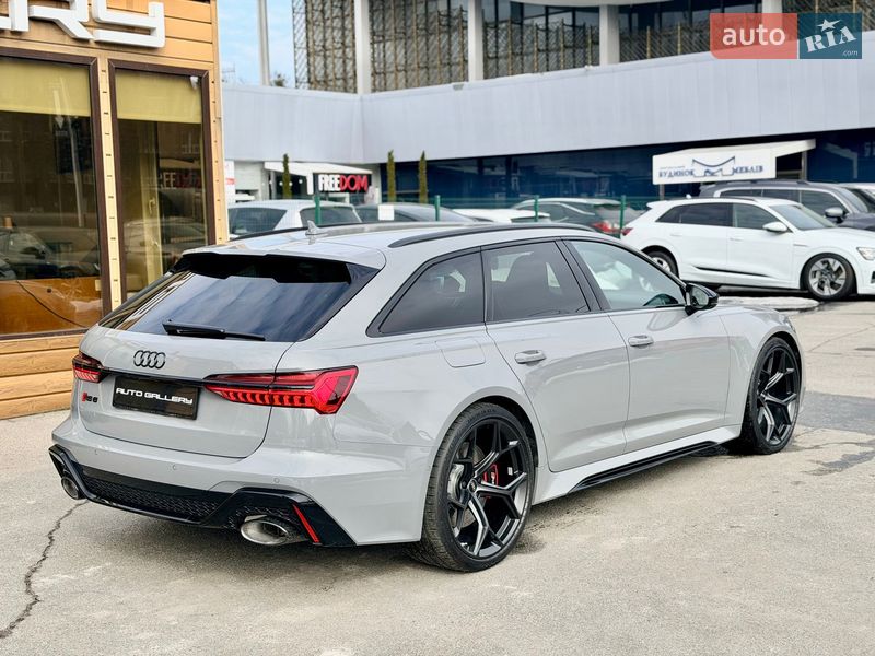 Универсал Audi RS6 2025 в Киеве