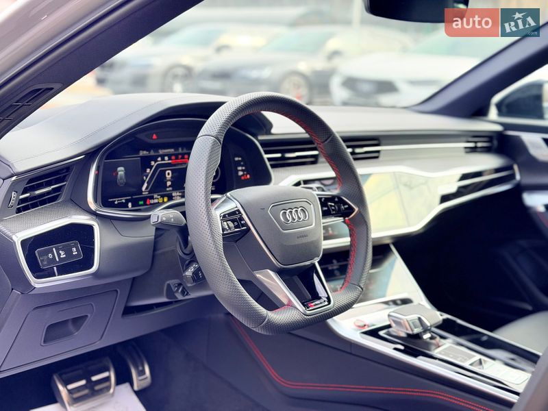 Универсал Audi RS6 2025 в Киеве