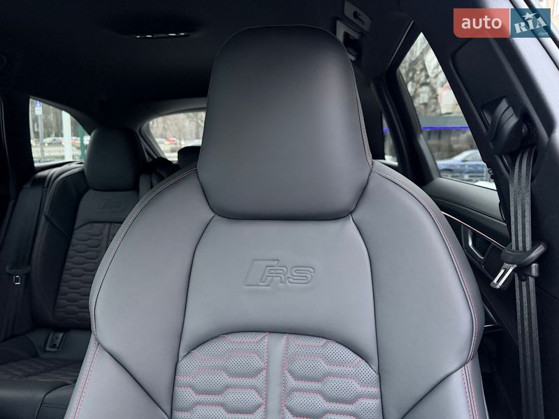 Универсал Audi RS6 2025 в Киеве