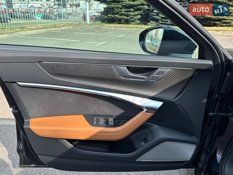 Универсал Audi RS6 2024 в Киеве
