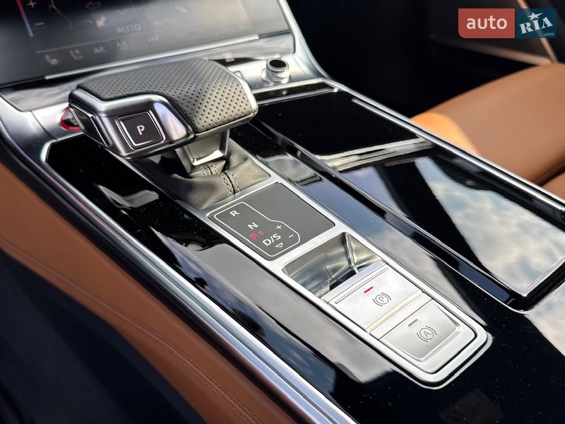 Универсал Audi RS6 2024 в Киеве