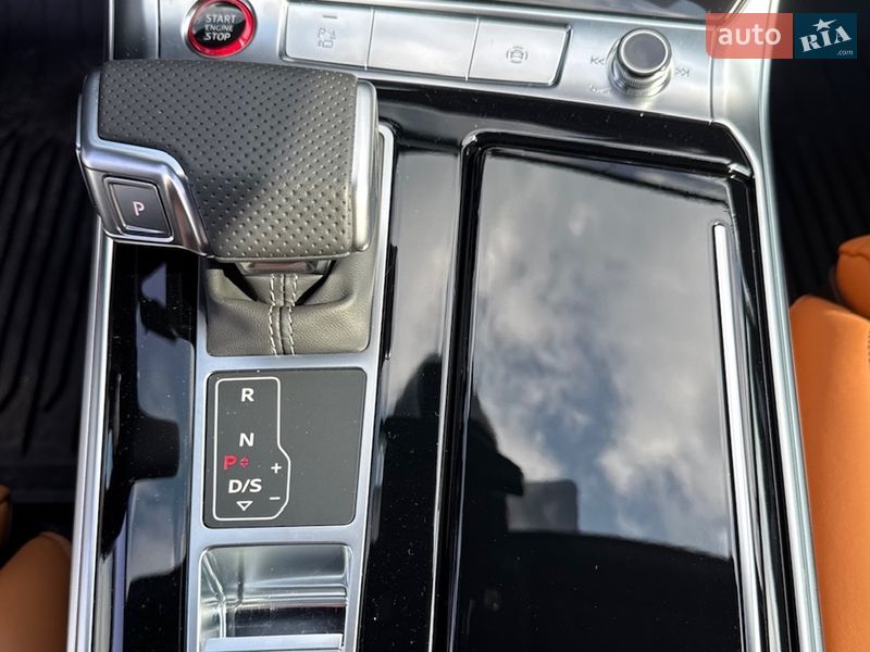 Универсал Audi RS6 2024 в Киеве