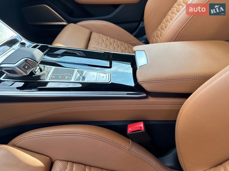 Универсал Audi RS6 2024 в Киеве