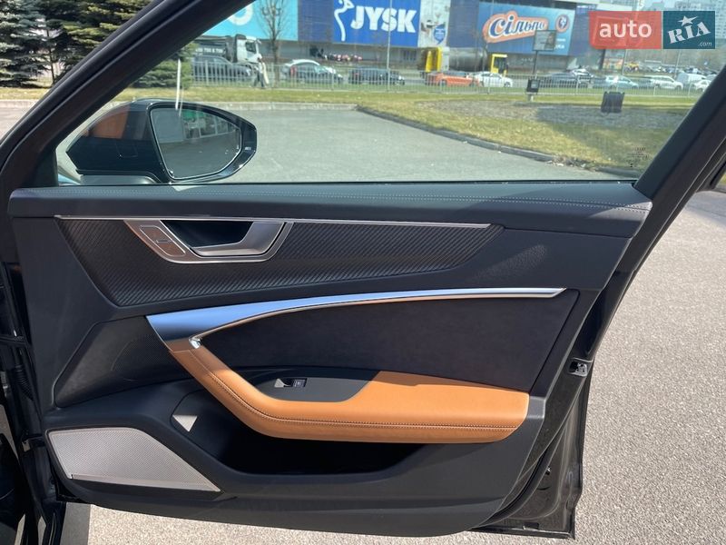 Универсал Audi RS6 2024 в Киеве