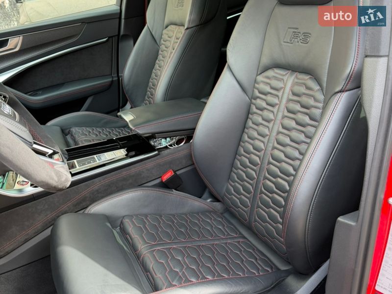 Универсал Audi RS6 2021 в Киеве фото 16 Универсал Audi RS6 2021 в Киеве