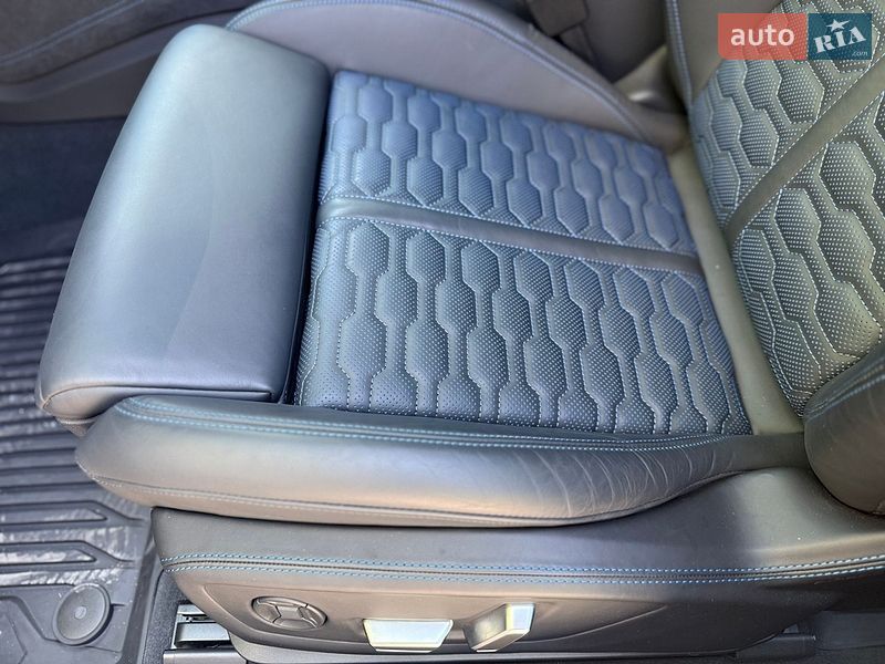 Універсал Audi RS6 2024 в Києві