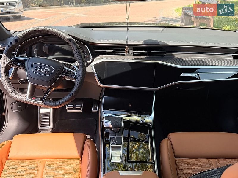 Универсал Audi RS6 2025 в Киеве