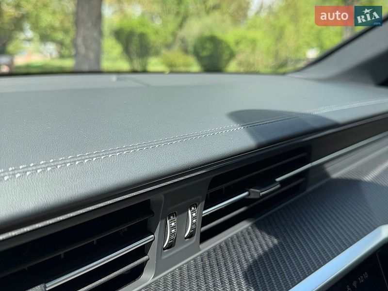 Универсал Audi RS6 2025 в Киеве