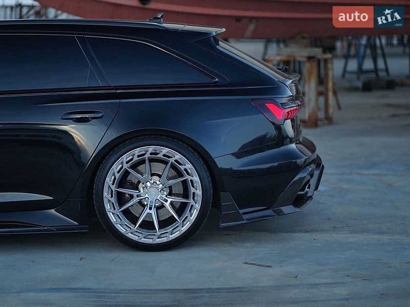 Універсал Audi RS6 2024 в Одесі