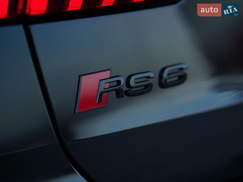 Універсал Audi RS6 2024 в Одесі