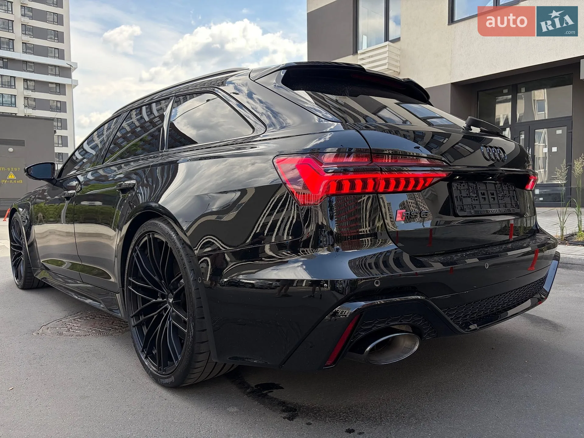 2025 Audi RS6 - мініатюра 47