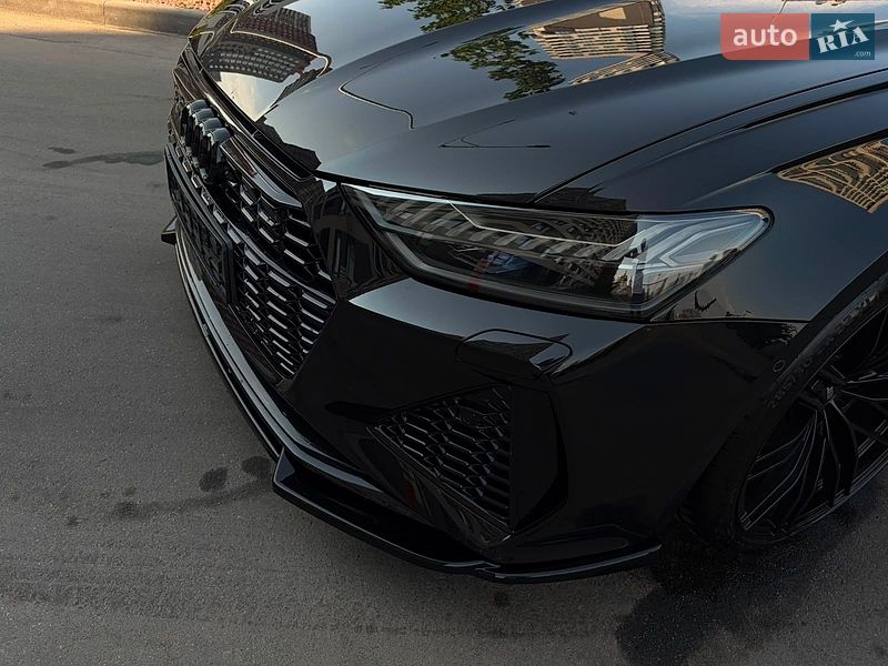 Универсал Audi RS6 2025 в Киеве