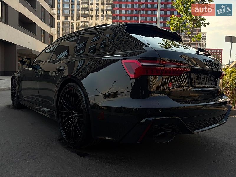 Универсал Audi RS6 2025 в Киеве