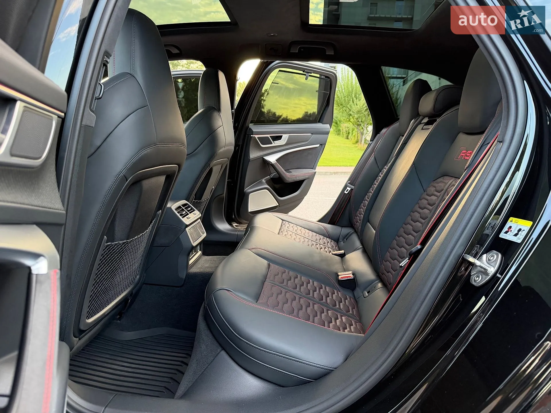 2024 Audi RS6 - мініатюра 65