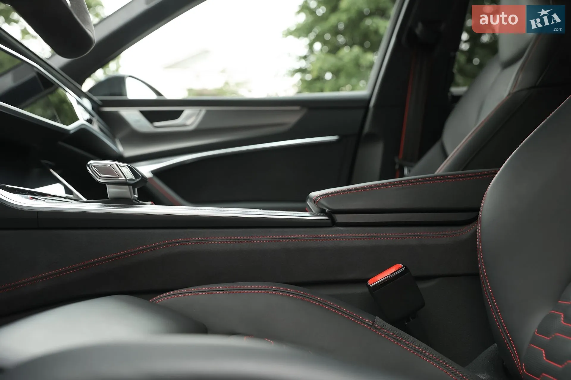 2025 Audi RS6 - мініатюра 14