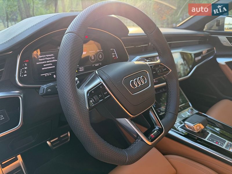 Универсал Audi RS6 2025 в Киеве
