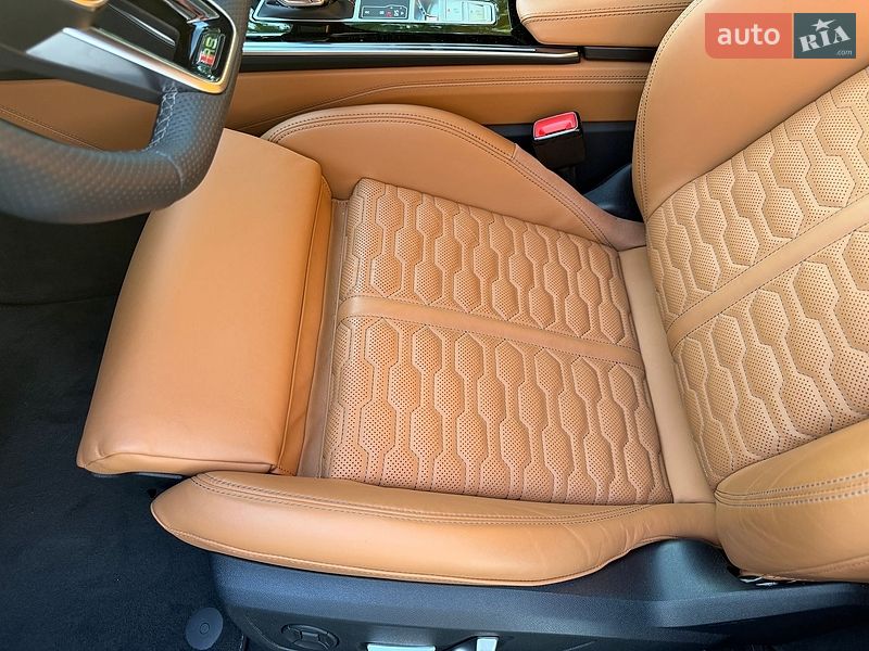 Универсал Audi RS6 2025 в Киеве