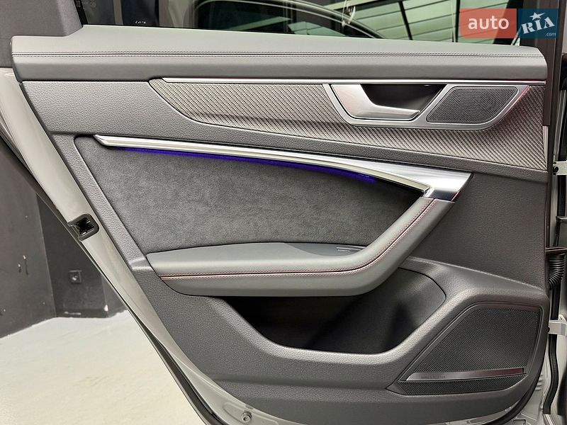 Універсал Audi RS6 2025 в Києві