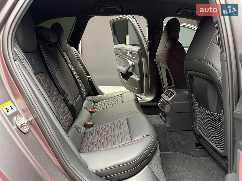 Універсал Audi RS6 2025 в Києві