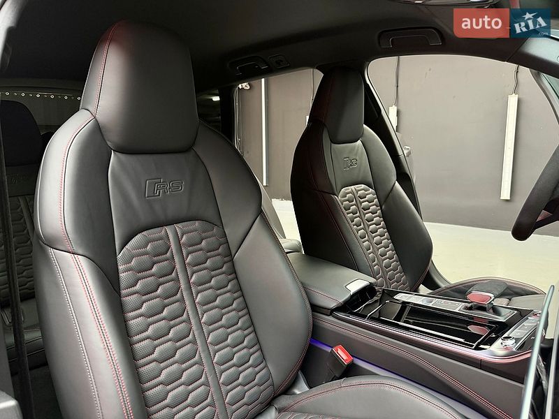 Універсал Audi RS6 2025 в Києві