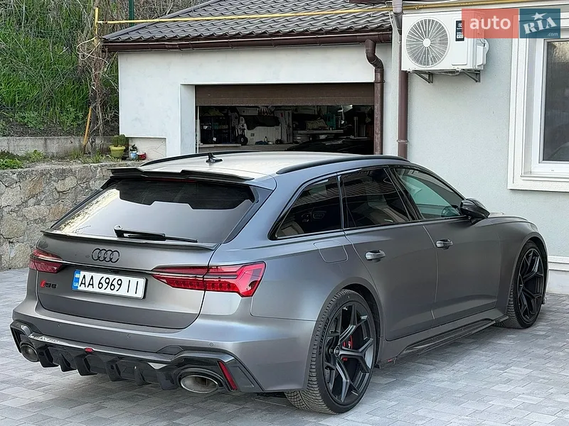 Audi RS6