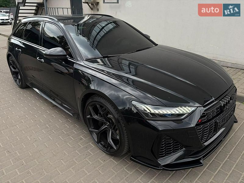 Универсал Audi RS6 2026 в Киеве