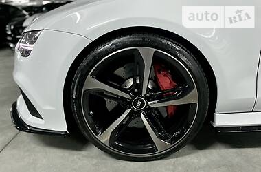 Седан Audi RS7 Sportback 2015 в Киеве