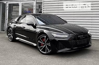 Лифтбек Audi RS7 Sportback 2020 в 