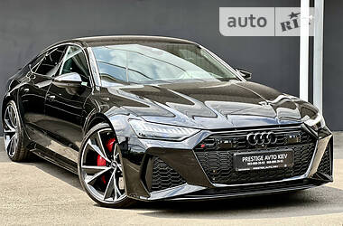 Лифтбек Audi RS7 Sportback 2021 в 